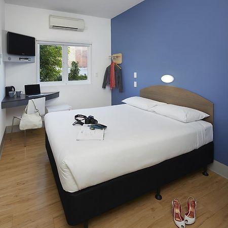 Ibis Budget Perth Airport Buitenkant foto